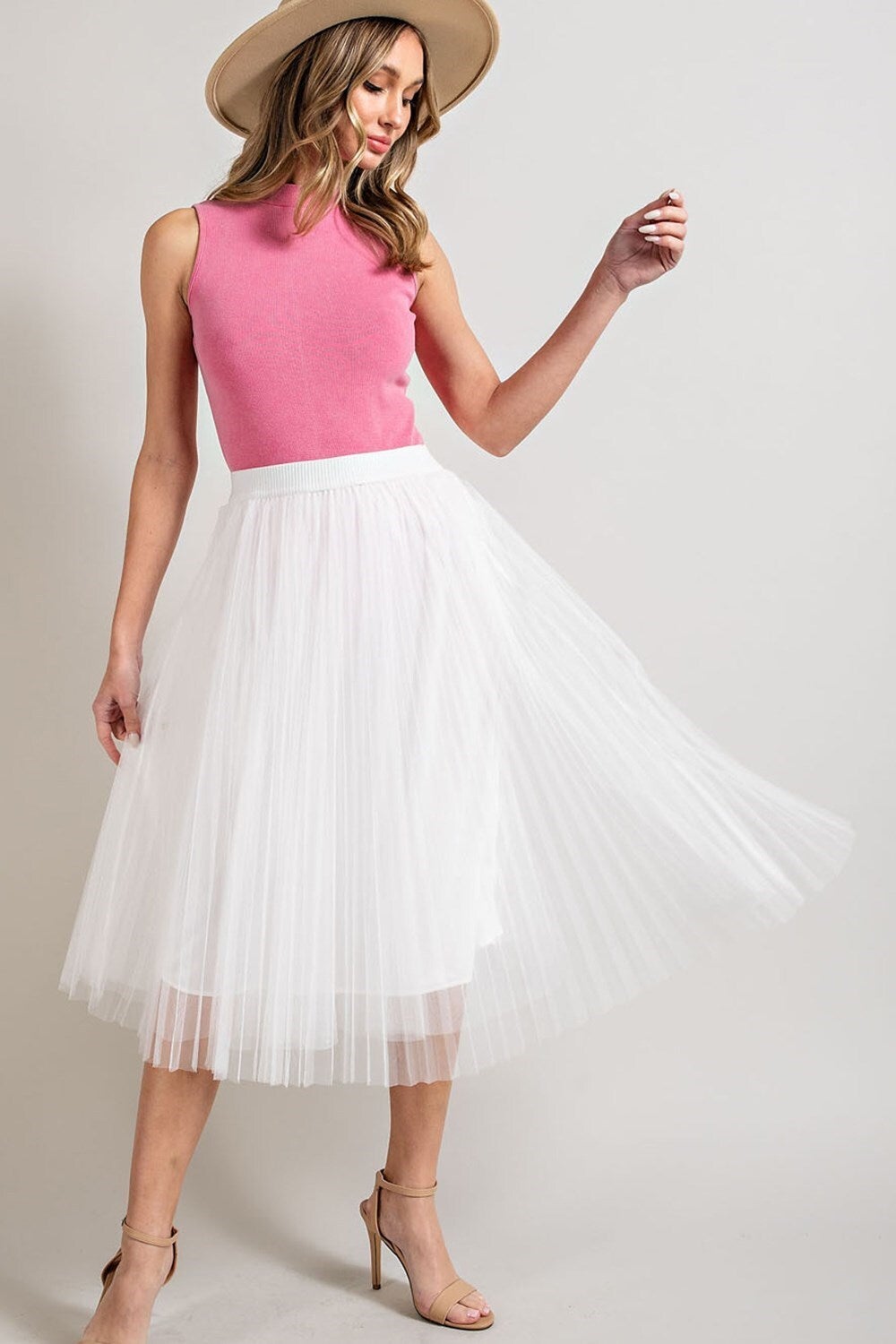 White tulle skirt with online pink top